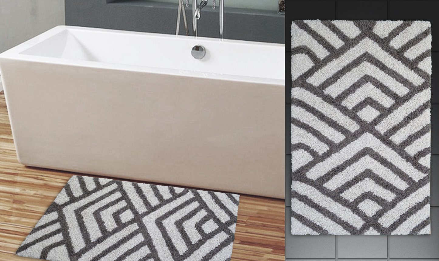 Geometric Pattern Bath Rug in Grey & Ivory (20" x 32")