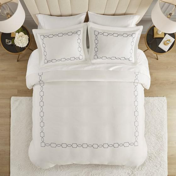 Embroidered Duvet Set  (Full/Queen Size)