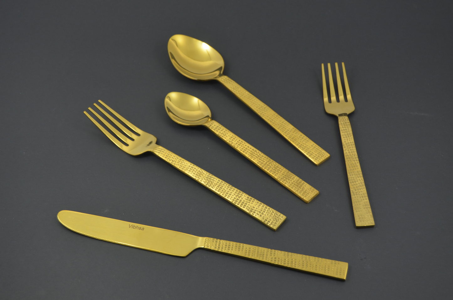 Golden Egyptian Design Flatware -20 pcs.