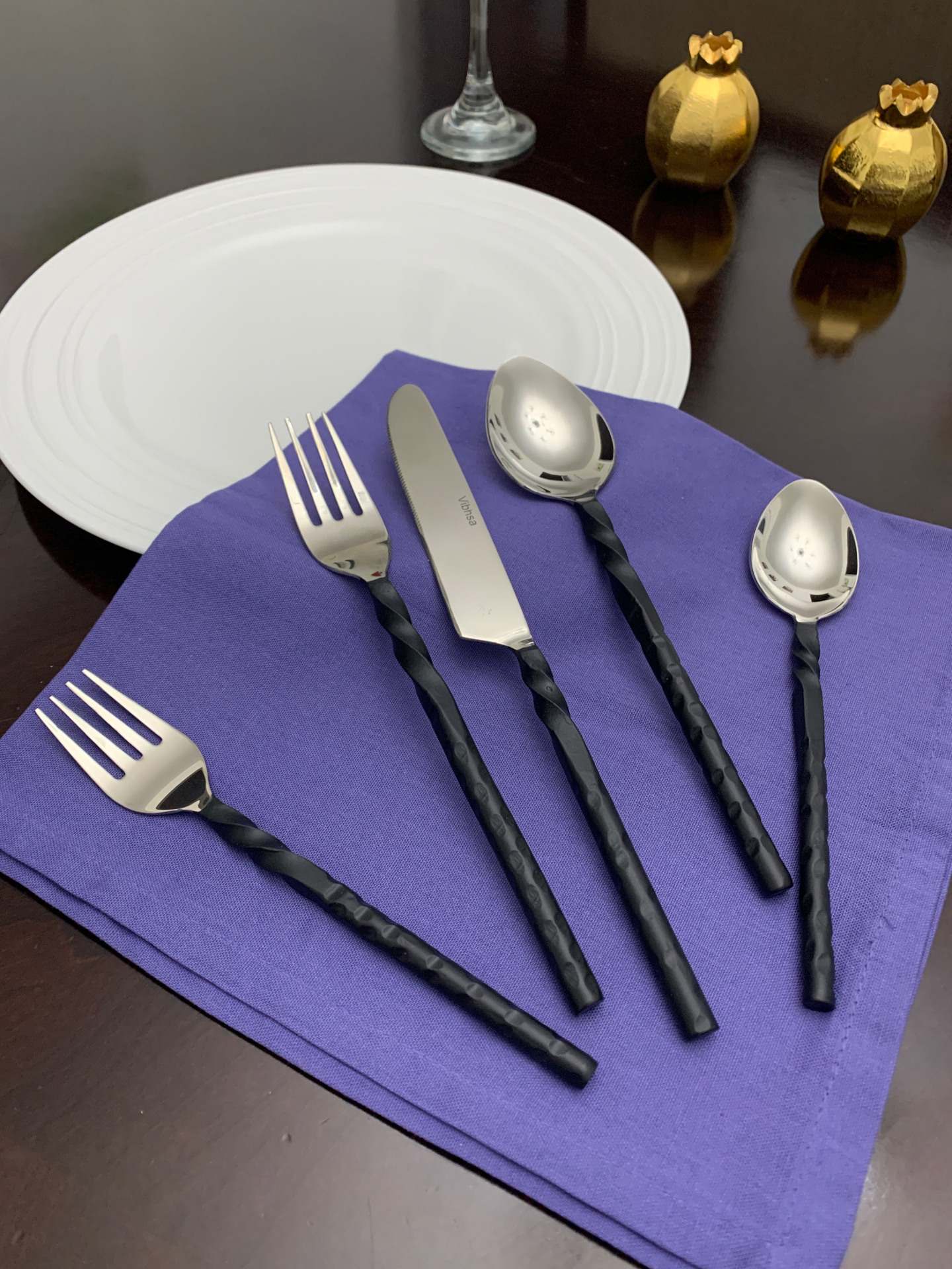 Stainless Steel Flatware set of 20 Pieces Black Swirl Handle