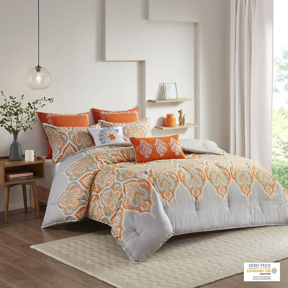 Nisha Comforter Set (92"W x 104"L)