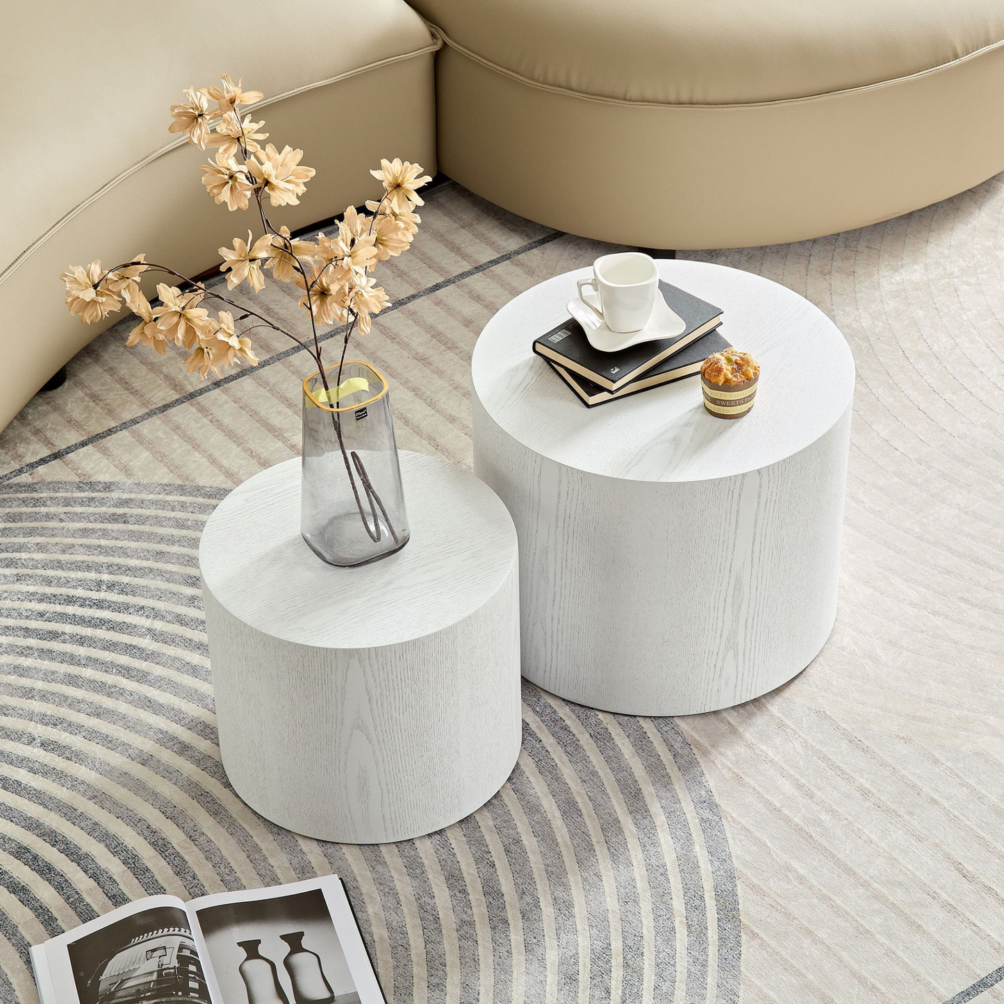 Round Coffee Table/End Table Nesting table (Set of 2)