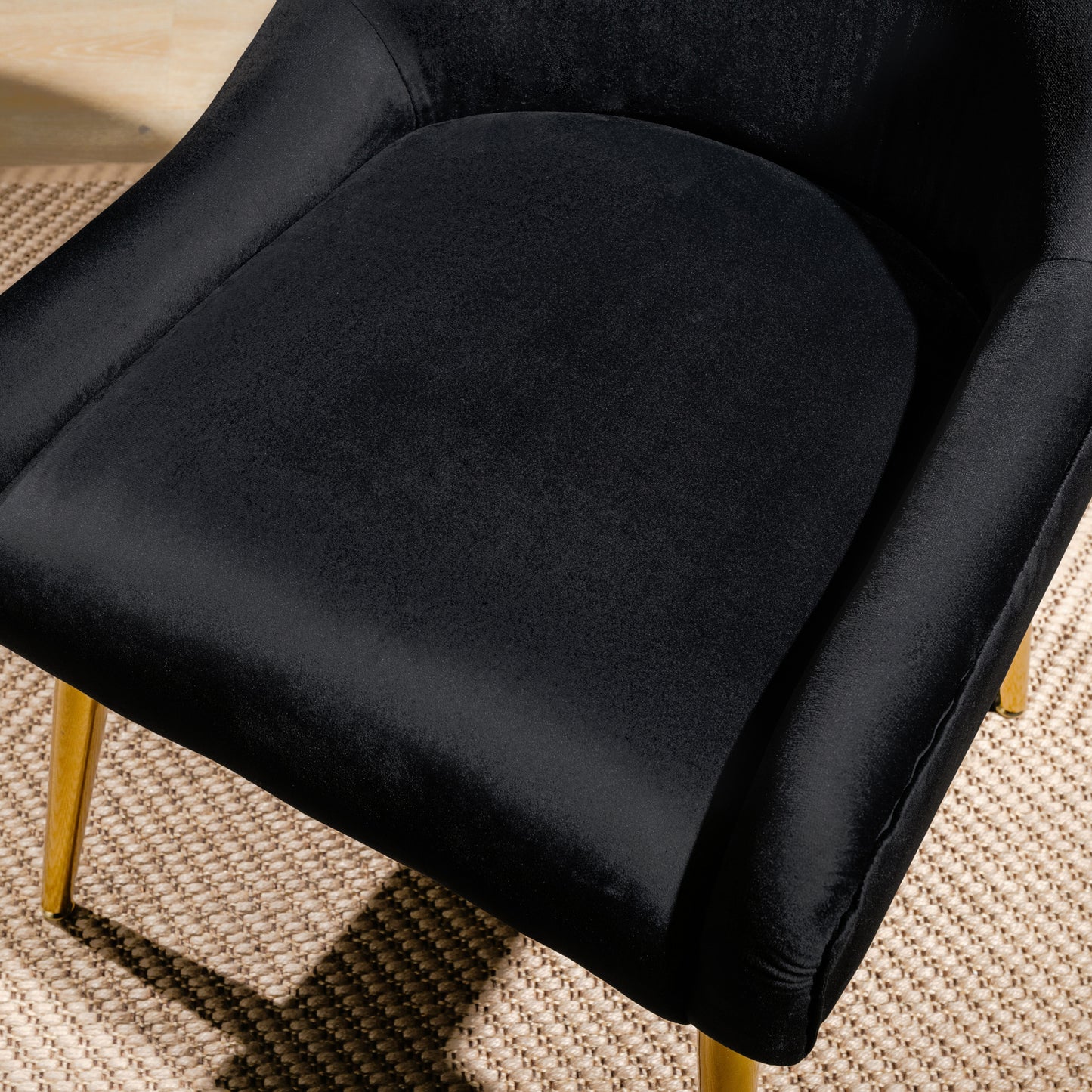 Modern Velvet Wide Accent Chair w/Swoop Arms and Metal Legs/ Black