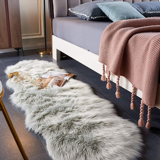 Super Soft and Fluffy Faux Sheepskin Rug